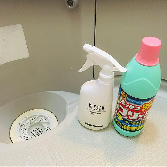 除菌 漂白 除臭 ラベルシール キャンドゥ お風呂の排水溝 ホワイト などのインテリア実例 08 22 15 30 43 Roomclip ルームクリップ