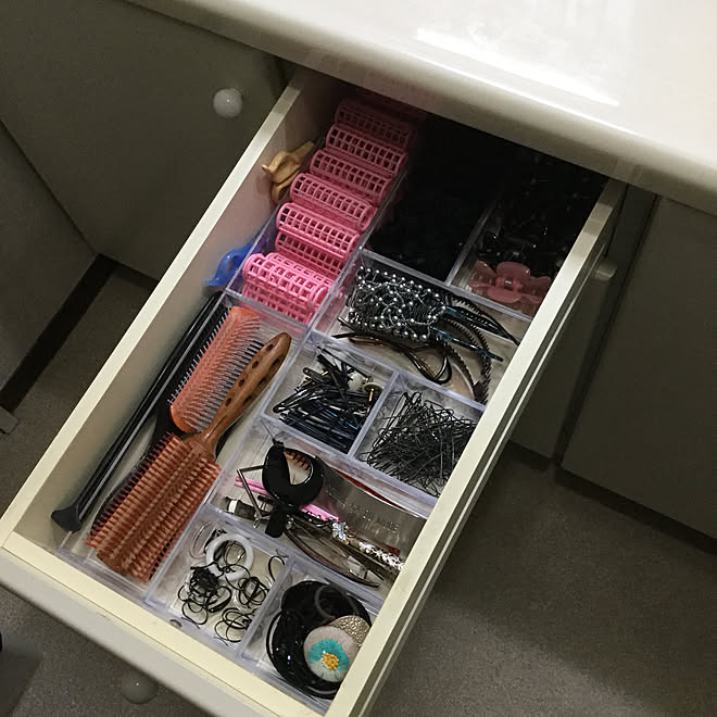 バス トイレ 洗面化粧台 洗面台引き出し 洗面台 洗面台収納 などのインテリア実例 17 08 18 07 25 19 Roomclip ルームクリップ