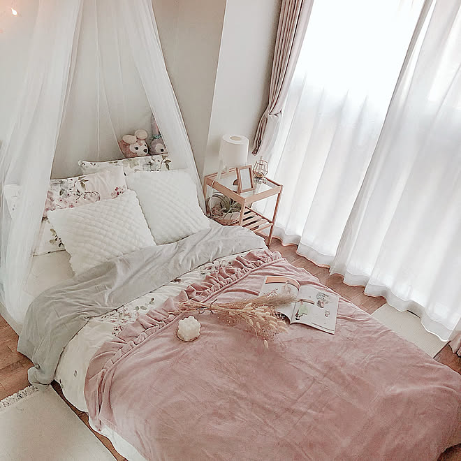 天蓋ベッド ニトリデコホーム 冬インテリア 季節を感じる暮らし おうち時間 などのインテリア実例 21 10 10 18 19 49 Roomclip ルームクリップ