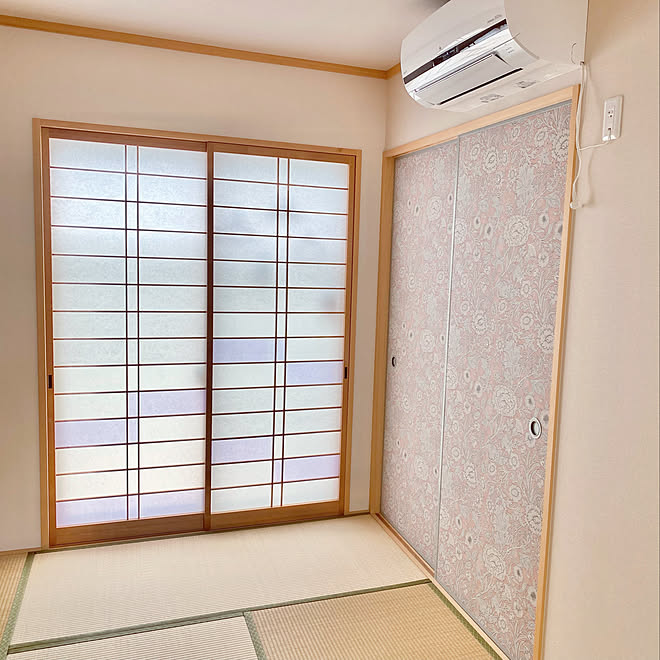 ふすまリメイク ウィリアムモリスの壁紙 和紙のある暮らし 障子紙 障子 などのインテリア実例 22 06 18 19 13 22 Roomclip ルームクリップ ふすまリメイク ウィリアムモリスの壁紙 和紙のある暮らし 障子紙 障子 などのインテリア実例 22 06 18 19 13 22 Roomclip ルームクリップ