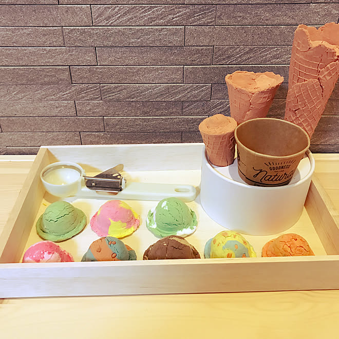 紙粘土スイーツ 紙粘土アイスクリーム アイスクリーム屋さんごっこ 手作りアイスクリーム屋 おみせやさんごっこスペース などのインテリア実例 10 19 13 40 41 Roomclip ルームクリップ 紙粘土スイーツ 紙粘土アイスクリーム アイスクリーム屋さんごっこ 手作りアイスクリーム屋 おみせやさんごっこスペース などのインテリア実例 10 19 13 40 41 Roomclip ルームクリップ