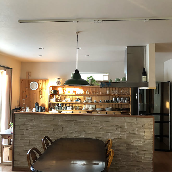 すのこ棚diy アイランドキッチン カリモク ダウンライトled オープン収納 などのインテリア実例 21 01 17 07 44 49 Roomclip ルームクリップ