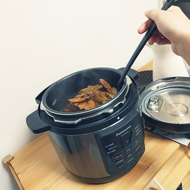 キッチン Panasonic 電気圧力鍋 ビーフシチュー 米はガスで炊くくせにね などのインテリア実例 21 01 07 19 03 45 Roomclip ルームクリップ
