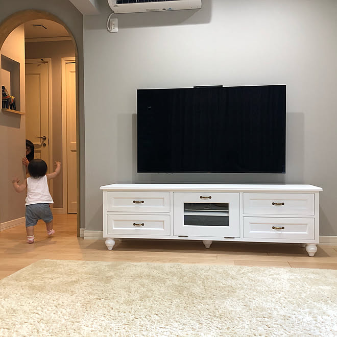 テレビボード 北欧 スウェーデンハウス 壁紙グレー リビングのインテリア実例 12 03 21 46 36 Roomclip ルームクリップ テレビボード 北欧 スウェーデンハウス 壁紙グレー リビングのインテリア実例 12 03 21 46 36 Roomclip ルームクリップ