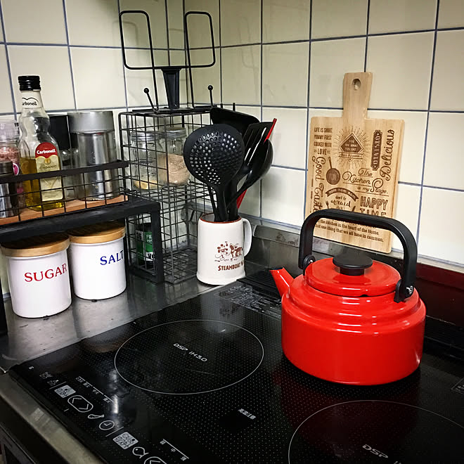 キッチン 3coins キッチン収納 野田琺瑯 アムケトル などのインテリア実例 17 11 28 18 11 48 Roomclip ルームクリップ