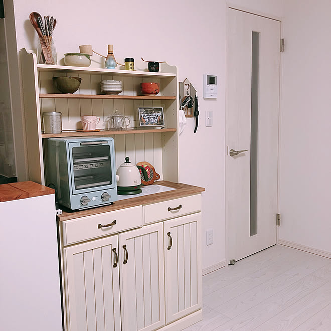 Bruno トースター Toffy 茶道具 食器棚 などのインテリア実例 06 25 00 44 49 Roomclip ルームクリップ