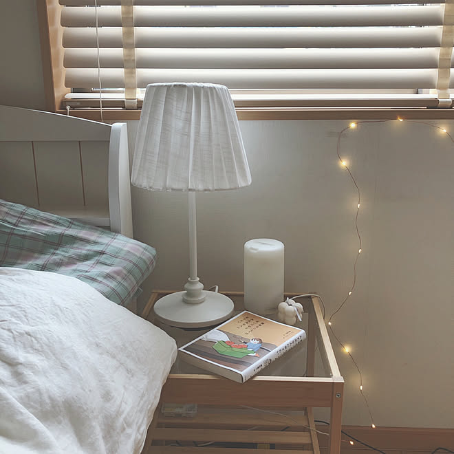 ちょこっと模様替え 読書の秋 手作りキャンドル ボンボンキャンドル 韓国インテリア などのインテリア実例 10 06 15 42 Roomclip ルームクリップ