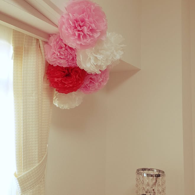壁 天井 Diy 賃貸 100均 フラワーポンポン などのインテリア実例 14 11 24 14 23 59 Roomclip ルームクリップ