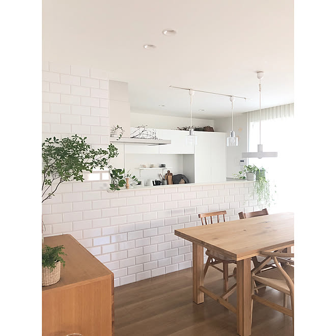 Lixilタイル ディアマンテ タイル 観葉植物 北欧インテリア 凸ランプ などのインテリア実例 19 09 10 11 13 02 Roomclip ルームクリップ