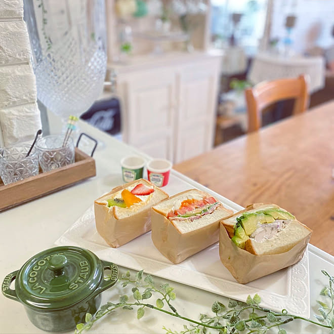 サンドウィッチ 麥乃 ランチメニュー わんちゃんと暮らす家 アンティークのある暮らし などのインテリア実例 22 03 24 11 55 01 Roomclip ルームクリップ サンドウィッチ 麥乃 ランチメニュー わんちゃんと暮らす家 アンティークのある暮らし などのインテリア実例 22 03 24 11 55 01 Roomclip ルームクリップ