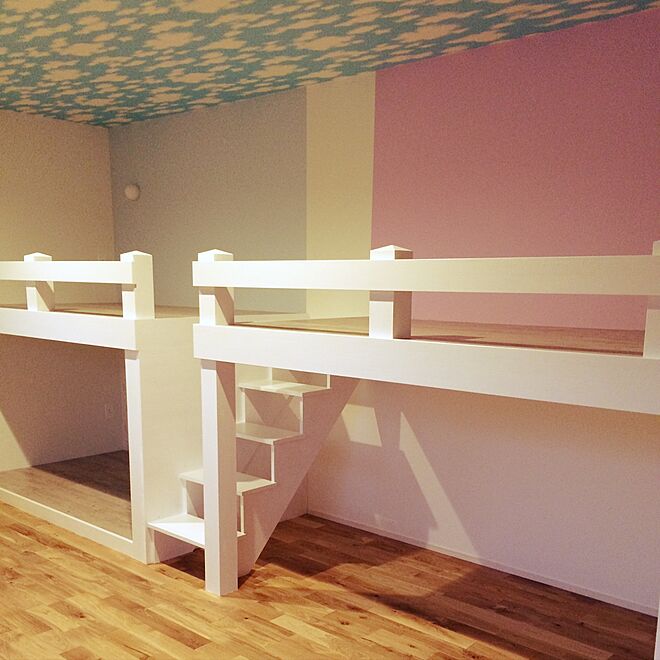 部屋全体 3姉妹の子供部屋 ペンキ塗りましたのインテリア実例 16 10 11 12 30 19 Roomclip ルームクリップ