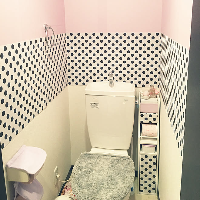 バス トイレ トイレの壁 ドット柄 ウォールペーパー 壁紙 などのインテリア実例 19 04 22 21 18 58 Roomclip ルームクリップ