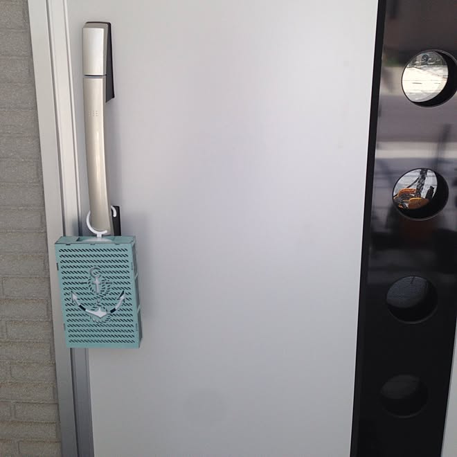 玄関 入り口 モダン 玄関ドア 虫除けカバーのインテリア実例 15 06 21 12 04 31 Roomclip ルームクリップ