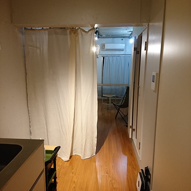 リビング Diy マルチクロス 間仕切り 吊るすの大好き などのインテリア実例 18 10 09 00 01 49 Roomclip ルームクリップ