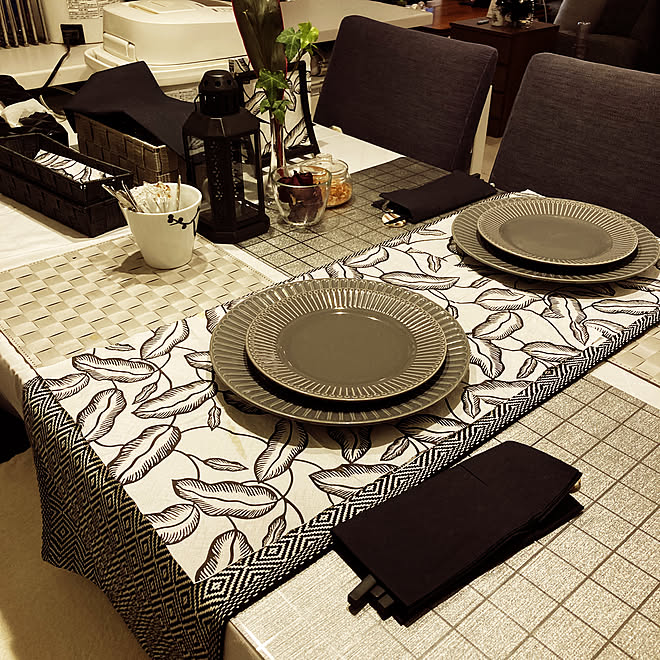 テーブルコーディネート 北欧 モダン Ikea モノトーン などのインテリア実例 10 22 19 11 57 Roomclip ルームクリップ