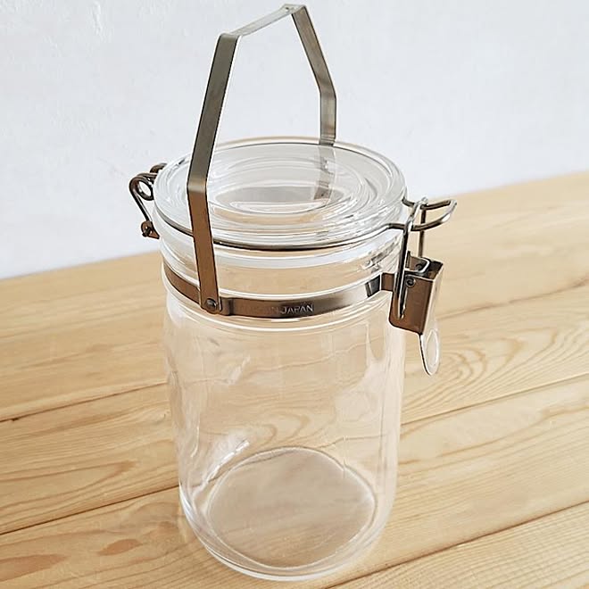 おしゃれガラス容器 セラーメイト密封びん1l セラーメイト密閉瓶 ガラス容器が好き 密封びん セラーメイト などのインテリア実例 22 10 10 08 24 41 Roomclip ルームクリップ
