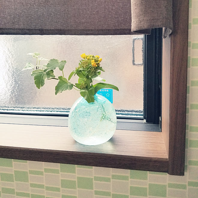キッチン/一輪挿し/キッチンの窓辺/アクセントクロス/上げ下げ窓&hellip;などのインテリア実例 20190212 164457