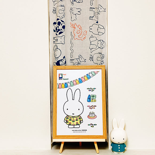 手ぬぐい活用 手ぬぐい カーテン 100均商品で作る 小窓活用 自作展示 などのインテリア実例 21 10 30 22 31 39 Roomclip ルームクリップ