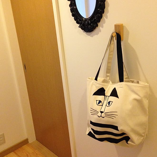 壁 天井 リサラーソン ユニクロ ナチュラル 賃貸 などのインテリア実例 15 01 07 08 41 58 Roomclip ルームクリップ