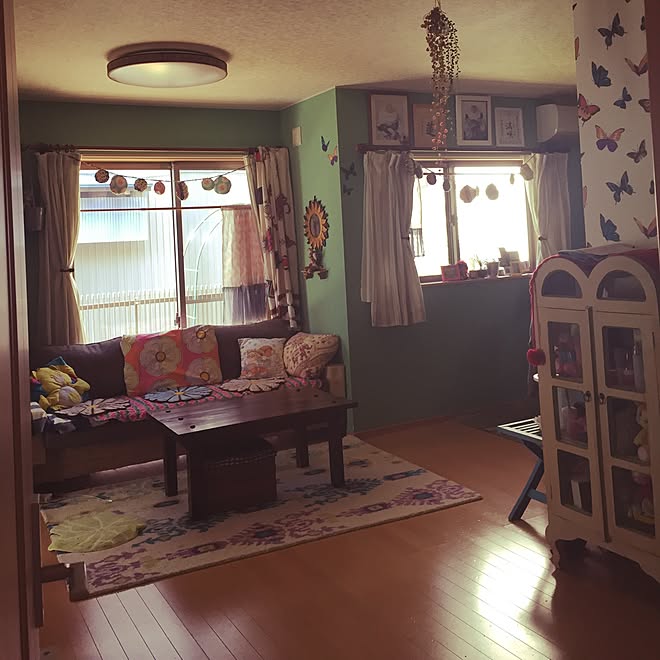 部屋全体 カラフル 壁紙屋本舗 Diy エスニック柄 などのインテリア実例 15 04 15 09 02 17 Roomclip ルームクリップ 部屋全体 カラフル 壁紙屋本舗 Diy エスニック柄 などのインテリア実例 15 04 15 09 02 17 Roomclip ルームクリップ