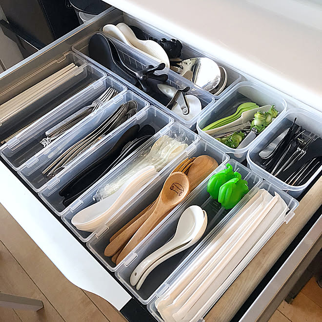 キッチン 収納力アップ タッパー ジョイントトレー カトラリー収納 などのインテリア実例 18 10 09 10 57 21 Roomclip ルームクリップ