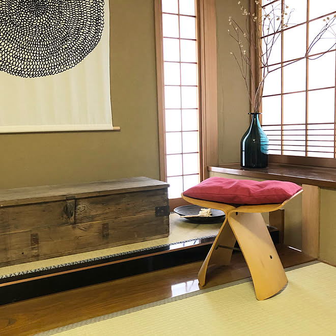 柳宗理 バタフライスツール 柳宗理 椅子 デザイナーズチェア 中古住宅 などのインテリア実例 21 06 05 10 40 04 Roomclip ルームクリップ