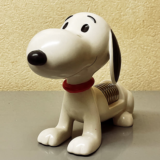 最近 少しスヌーピーにハマってる ヴィンテージじゃないよ 日本未発売 スヌーピーメールホルダー Peanuts などのインテリア実例 22 03 13 06 39 24 Roomclip ルームクリップ