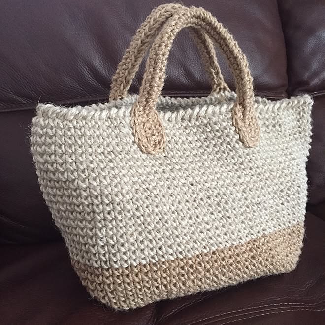 リビング 麻紐バッグ 手芸部 ソファー 編み物のインテリア実例 15 06 18 13 04 08 Roomclip ルームクリップ