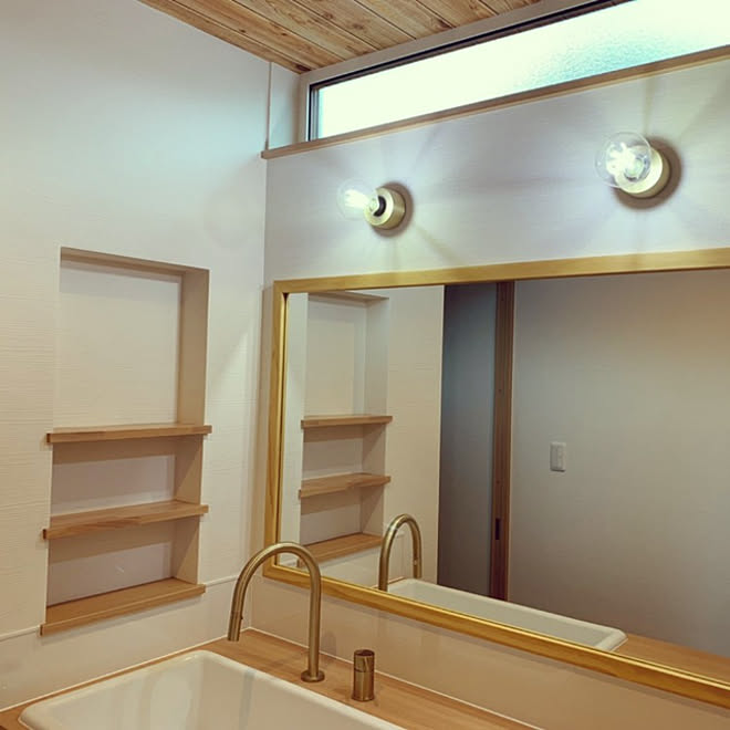 造作洗面台 水栓 おしゃれ 鏡 シャワー水栓 などのインテリア実例 21 12 18 12 36 Roomclip ルームクリップ