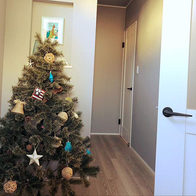 ニコアンドのツリー クリスマスツリー150cm クリスマスツリー ロンハーマン ヘザーブラウン などのインテリア実例 19 12 13 12 40 36 Roomclip ルームクリップ
