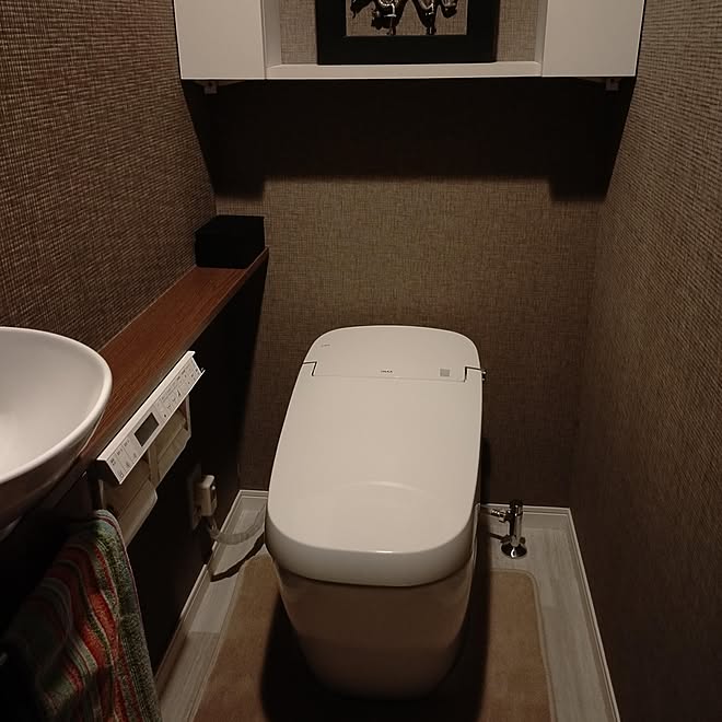 ブラウンの壁紙 トイレ サティス バス トイレのインテリア実例 12 05 19 41 42 Roomclip ルームクリップ ブラウンの壁紙 トイレ サティス バス トイレのインテリア実例 12 05 19 41 42 Roomclip ルームクリップ