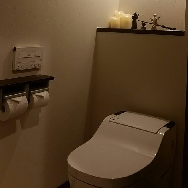 バス トイレ １階トイレ パナソニックアラウーノs3 パナソニック照明 パナソニックトイレットペーパーホルダー などのインテリア実例 17 08 05 00 04 Roomclip ルームクリップ