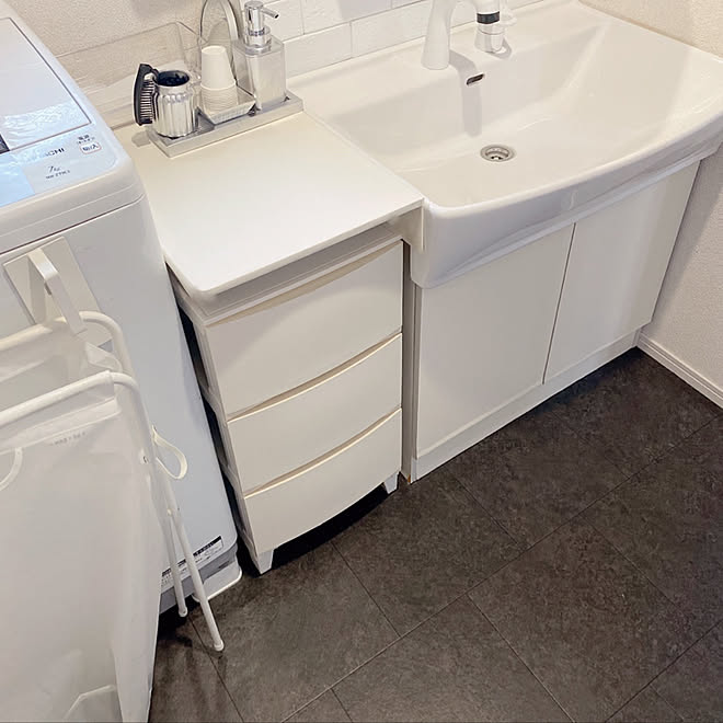 東リ クッションフロア 洗面台床 クッションフロアdiy ホテルライク洗面台 洗面台 などのインテリア実例 05 25 16 48 35 Roomclip ルームクリップ