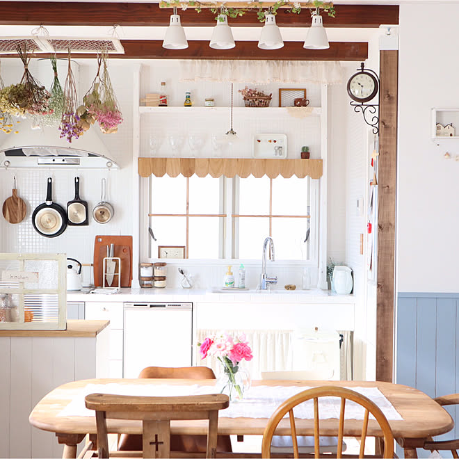 部屋全体 窓枠diy ナチュラルフレンチ Ig Usagi Home ナチュラルインテリアのインテリア実例 19 02 01 13 45 55 Roomclip ルームクリップ
