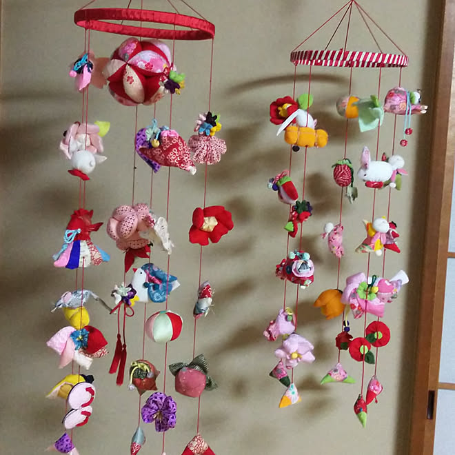 ベッド周り 雛人形 手作り吊るし雛 古布 孫が喜ぶ などのインテリア実例 21 03 30 02 38 46 Roomclip ルームクリップ