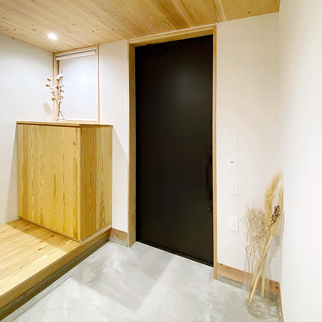 丁寧な暮らし 暮らしを楽しむ リクシルの玄関ドア シンプルな暮らし マイホーム記録 などのインテリア実例 19 12 26 09 06 54 Roomclip ルームクリップ