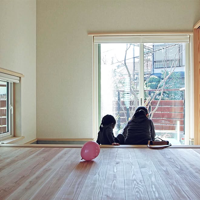 玄関 入り口 シーエッチ建築工房 木の家 土間 大きな窓 などのインテリア実例 17 02 14 14 58 Roomclip ルームクリップ