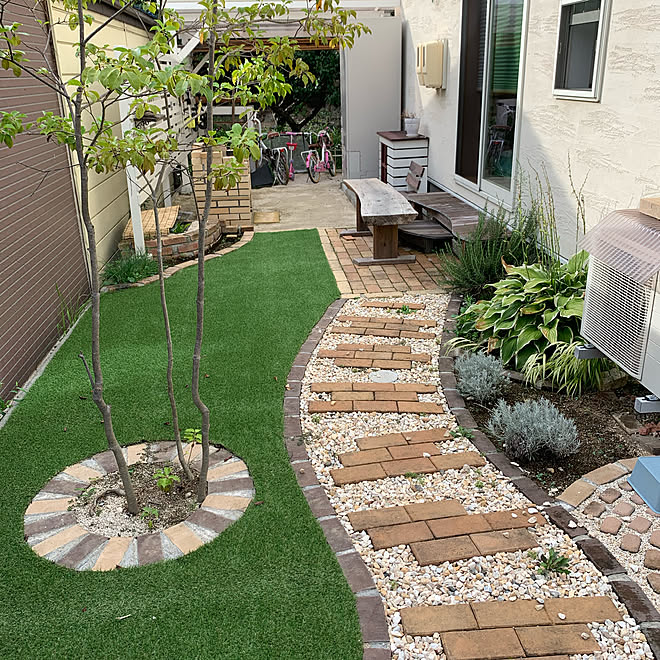 qコンロ 人工芝diy レンガ アプローチ Diy などのインテリア実例 04 24 02 37 22 Roomclip ルームクリップ