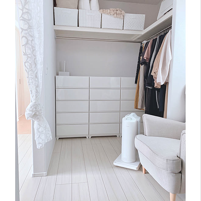 ウォークインクローゼット コロナ除湿機 衣類乾燥除湿機 Corona シンプル などのインテリア実例 21 05 04 17 34 19 Roomclip ルームクリップ