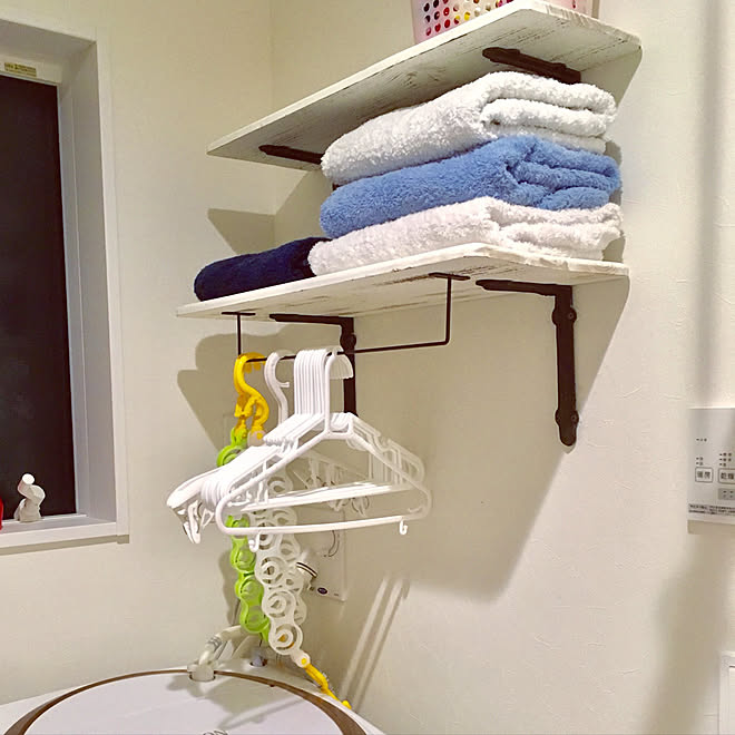 棚/脱衣所と洗面所は別々/脱衣所 DIY/脱衣所 棚/脱衣所&hellip;などのインテリア実例 20181218 120206