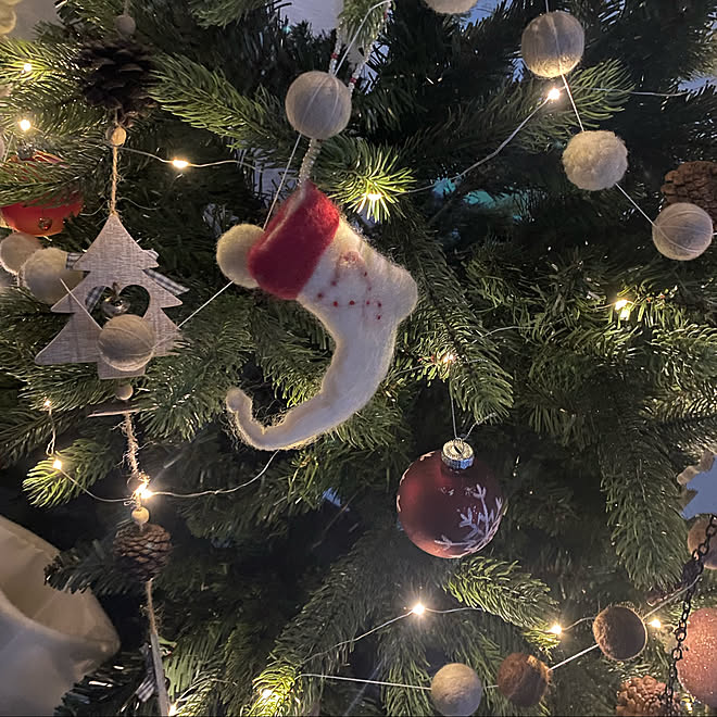 オーナメント 羊毛フェルト クリスマス ハンドメイド クリスマスツリー などのインテリア実例 22 11 17 08 50 58 Roomclip ルームクリップ