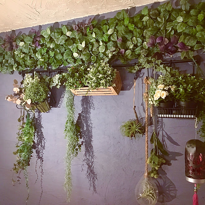 ベッド周り 寝室ジャングル化計画 フェイクグリーン Ikea 造花 などのインテリア実例 18 02 04 21 00 10 Roomclip ルームクリップ