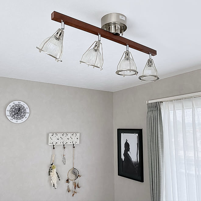 寝室インテリア 寝室の照明 リモコン付き 調光機能 シーリングライト などのインテリア実例 05 15 14 30 Roomclip ルームクリップ