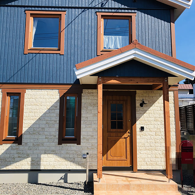 ボビポスト 家全体 外観 スウェーデンハウス 北欧 などのインテリア実例 09 21 12 22 27 Roomclip ルームクリップ