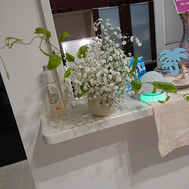 リビング かすみ草の日 青山フラワーマーケット ダイソー キラキラのインテリア実例 19 07 04 22 11 23 Roomclip ルームクリップ