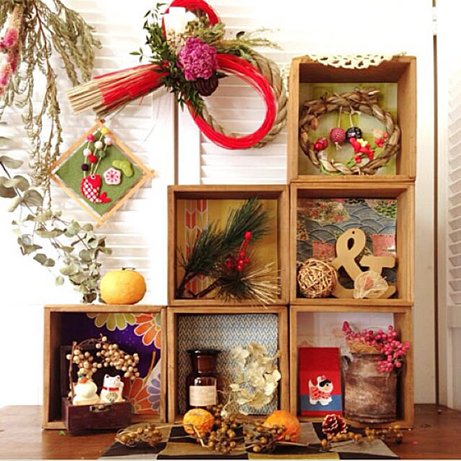 棚 お正月飾り お正月グッズ セリアのボックス しめ飾り手作り などのインテリア実例 17 12 26 12 43 31 Roomclip ルームクリップ