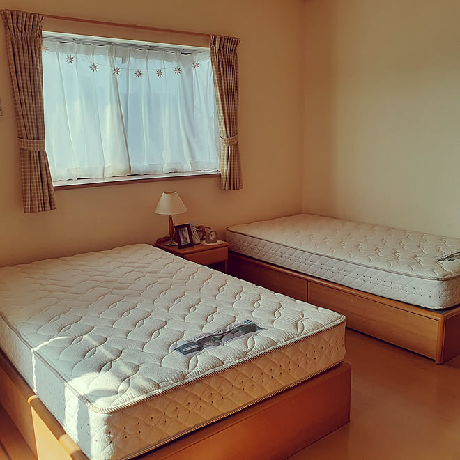 ベッド周り ベッド ドリームベッド セミダブルベッド シングルベッド などのインテリア実例 02 02 10 57 57 Roomclip ルームクリップ