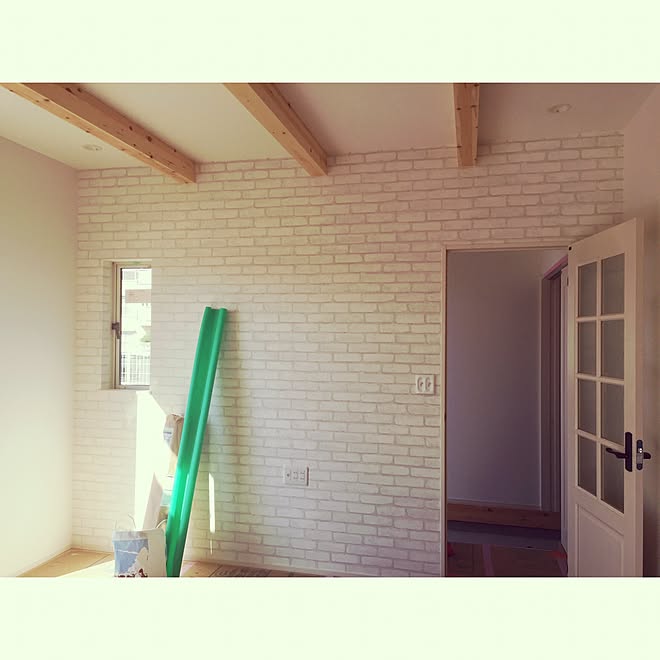 リビング 施主支給 アメリカンスイッチ みせ梁 ナチュラル などのインテリア実例 16 12 04 16 47 58 Roomclip ルームクリップ