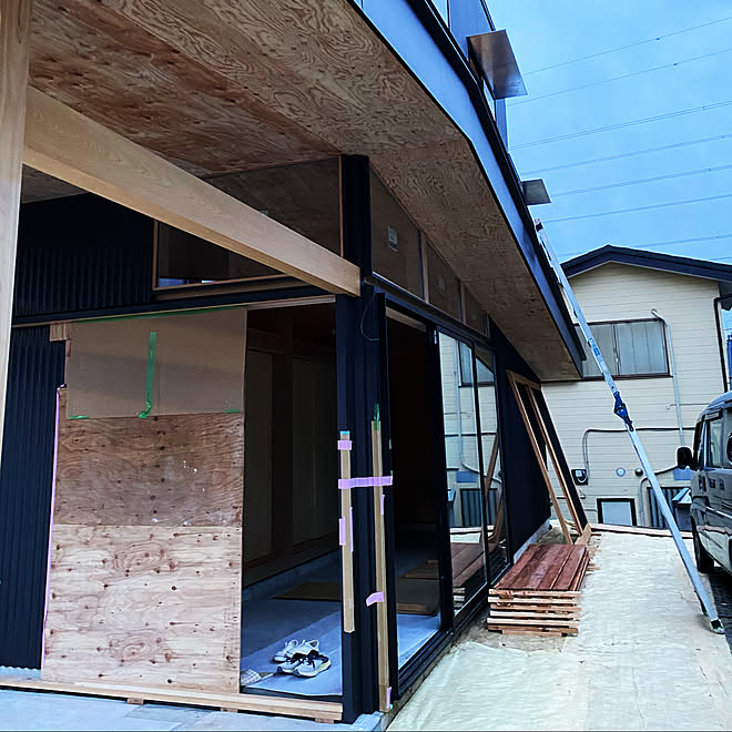 ガルバリウム外壁 建築家と建てる家 戸建新築 池田雪絵大野俊治 部屋全体のインテリア実例 21 02 26 21 36 02 Roomclip ルームクリップ ガルバリウム外壁 建築家と建てる家 戸建新築 池田雪絵大野俊治 部屋全体のインテリア実例 21 02 26 21 36 02 Roomclip ルームクリップ