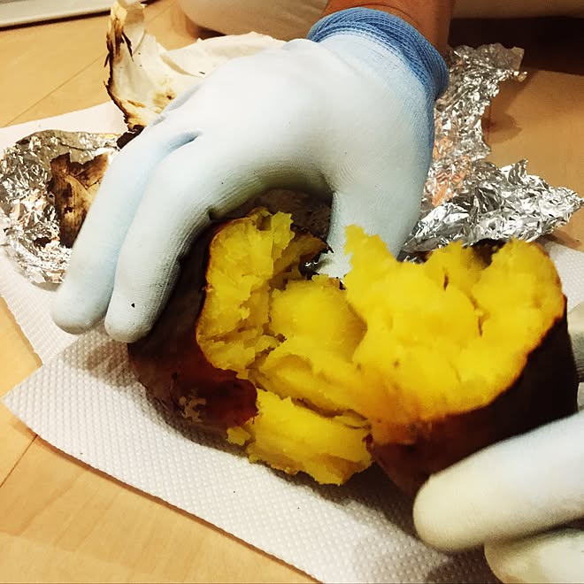 焼き芋焼き上った リビング コロナストーブのインテリア実例 16 11 18 08 47 45 Roomclip ルームクリップ